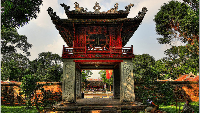 templo de literatura hanoi vietnam paquete turístico en familia tailandia vietnam camboya