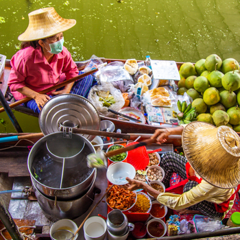 Visita al mercado flotante de Damnoen Saduak - Tren nocturno a Chiang Mai