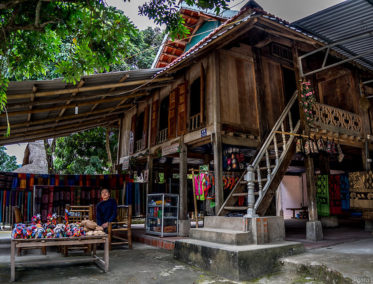 Pueblo de Lac y Nhot (Mai Chau)