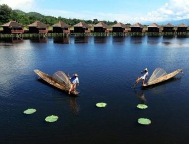 Aldea Khaung Dine (Lago Inle)