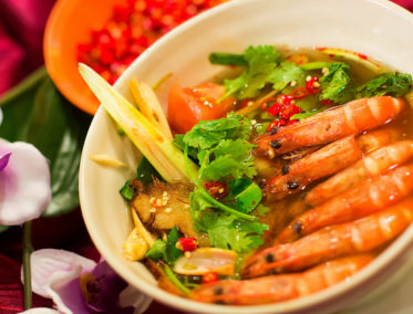 TOM YUM