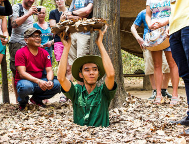 TÚNELES DE CU CHI