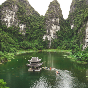 Hanoi - Ninh Binh - Hoa Lu - Trang An