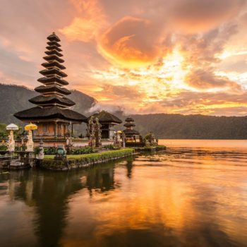 Munduk - Jardín Botánico - Candi Kuning - Ulun Danu - Ubud