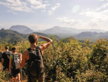 Aventura en el Corazón Verde de Laos