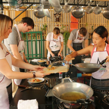 Clase de cocina tailandesa en Chiang Mai - Visita a una granja 